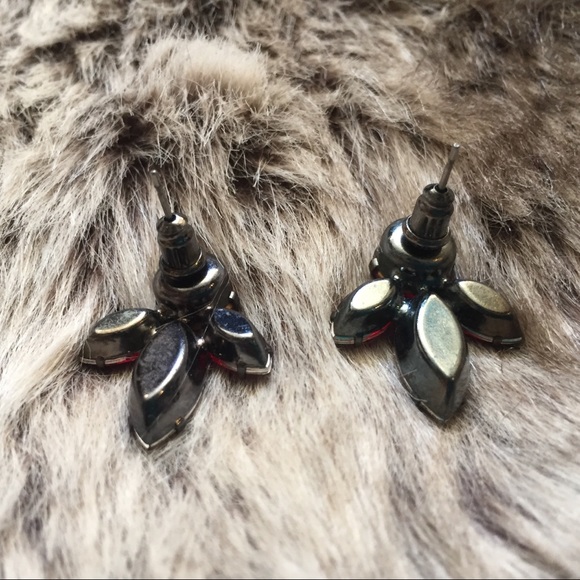 Burgundy red bracelet earring set - Picture 5 of 5